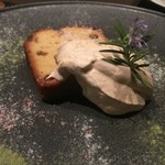 熟成神戸牛プレミアム 听 - 熟成神戸牛の牛脂とドライフルーツ（あんぽ柿）のパウンドケーキ