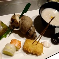 あわび日本料理 錦りゅう - 鮑の煮こごり、ばいがい、子持ち昆布の揚げ物、雲丹の入りとろろ汁