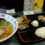 花園 - らーめん定食920円