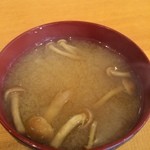 とんかつ 一 - 201603 一 ★ロースとんかつ（800円）★具は、大根と なめこ