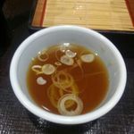 柏庵 - ねぎを浮かべて蕎麦湯を楽しみます