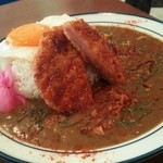 ヤムヤムカレー880円。+100円で大盛