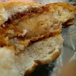 三陽屋 - コロッケパンのコロッケ中身