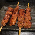 炭火焼鳥あずま - レバー