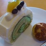 あしながおじさん - 抹茶ロールケーキ