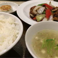 礼華 - Aランチ 鶏肉の黒酢の酢豚（1000円）