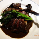 ブラッスリー ギョラン - 金黒羽白。