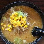 自慢亭 - みそラーメン710円