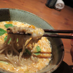 手打ち蕎麦 ほかげ - 玉子とじ啜る