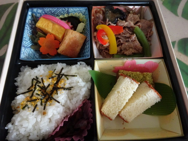 海苔 のりべん 狙い打ち買い 』by 6_6 : 駅弁屋 祭 グランスタ店