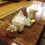 陽気な母さんの店 - 