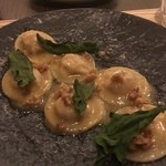 カーサ・デル・チーボ - 鶉とフォアグラを詰めたラビオリ