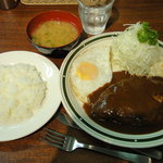 洋食エリーゼ - 大きなハンバーグ定食（1,050円）