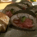 hachi - 海鮮巻き寿司。