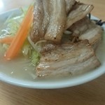 塩山館食堂 - 特製湯麺