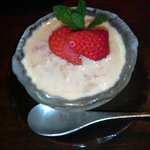 にかい笹木 - 苺のプリン
