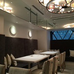 AdonisTtable - 上品で落ち着いていて、でもかわいらしさもあり～❤