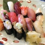 寿し・割烹 栄寿し - 料理写真:富山湾１３貫