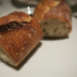 フレンチ割烹 宿 - パンもイイネ