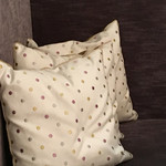 AdonisTtable - クッションが品が良くて可愛すぎですぅ。我が家にも欲しいぃぃ（笑）