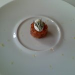 ル・ジュー・ドゥ・ラシエット  - トラウトサーモンのタルタル　アーモンドのクリーム