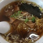 東興軒 - ラーメン500円