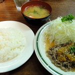 洋食エリーゼ - ビーフおろしポン酢定食（900円）