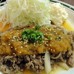 洋食エリーゼ - ボリュームたっぷり