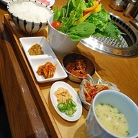 松庵 韓菜房 栄大津通店 - ミニサンパ御膳　1580円