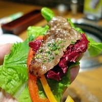 松庵 韓菜房 栄大津通店 - まずは牛バラとお野菜で♪