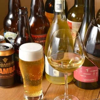 Natural wine and craft beer from carefully selected producers!