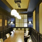 What a Tart! - 店内