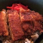 一寸亭 - ハーフカツ丼アップ
