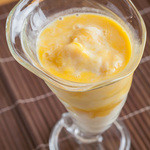 クワン チャイ - ドリンク写真:マンゴーラッシー