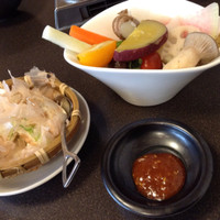 飛騨牛一頭家 馬喰一代 長良本家 - 寄せ豆腐・お野菜