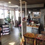 南仏海岸 - 左側店内