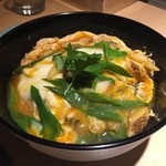 鳥さわっつ - メニューには無い玉子丼