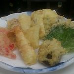 酒房 半田屋 - かなりのボリュームですよ～　天盛り\900-