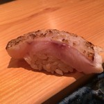 江戸前鮓 すし通 - 昆布締め塩焼きしたノドグロ