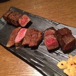加藤牛肉店シブツウ - 赤身３種盛り合わせ　トモサンカク・カメノコ・シンシン