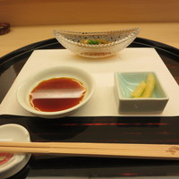 鮨割烹やま中 - 席