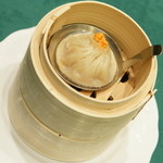 盤古殿 - 蟹みそ小籠包（５６０円＋税）２０１６年３月