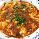 玉林酒家 - この色がこちらのウリです♪（2016年2月）。　