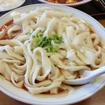 玉林酒家 - 刀削辛とろみ麺(860円)です。2016年2月