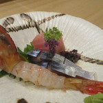 小料理 すず乃 - ボタンエビ、静岡産　自家製しめ鯖、九州産　まぐろ