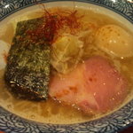 塩ラーメン（味玉入り）です