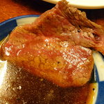 今久 - モモはいくらでも食べられる