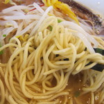 ちゅるるちゅーら ラーメン研究所 - 普通の固さ