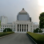 フロリレージュ - マスクをした国会議事堂