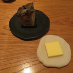 ラ・ボンヌターブル - シュクレクールのパン、バターと